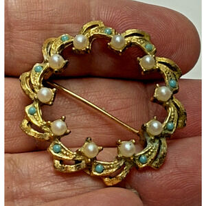 Pearl and Turquoise Circle Pin Brooch by Dubarry Fifth Avenue Vintage Gold Tone